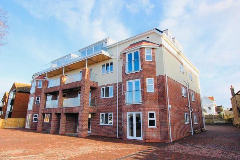 Spacious Newly Built Apartment Rhos On Sea, Colwyn Bay 外观 照片