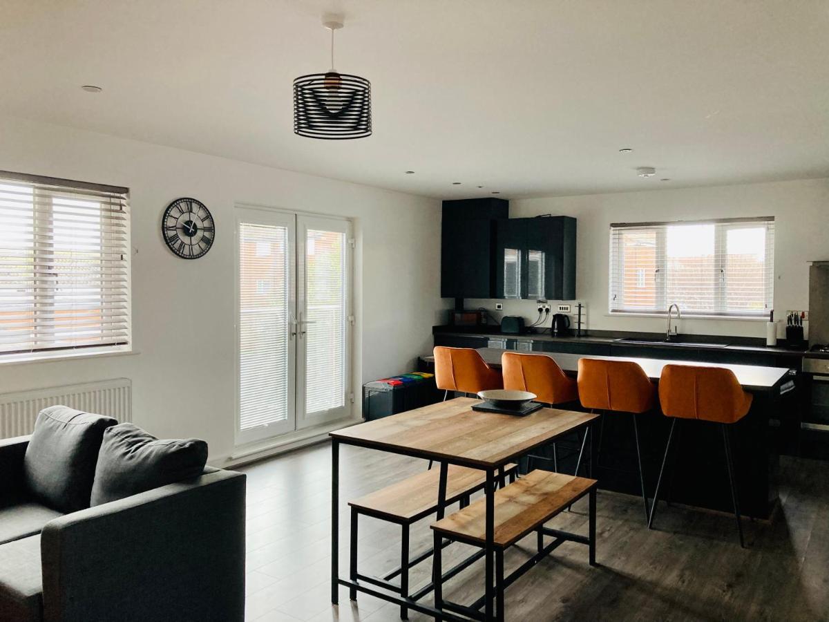 Spacious Newly Built Apartment Rhos On Sea, Colwyn Bay 外观 照片